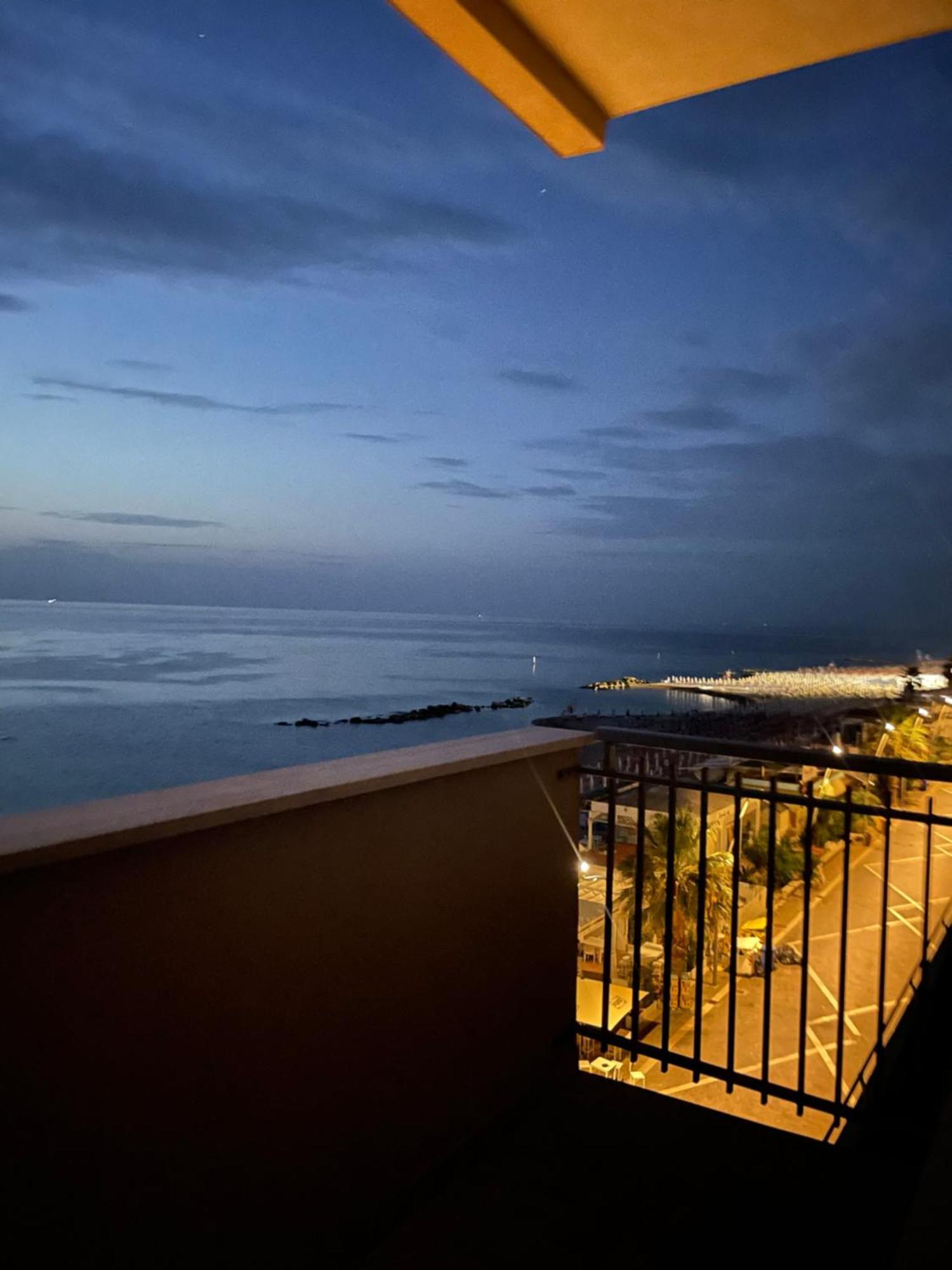 Apartament Il Balcone Sul Mare Porto Recanati Zewnętrze zdjęcie